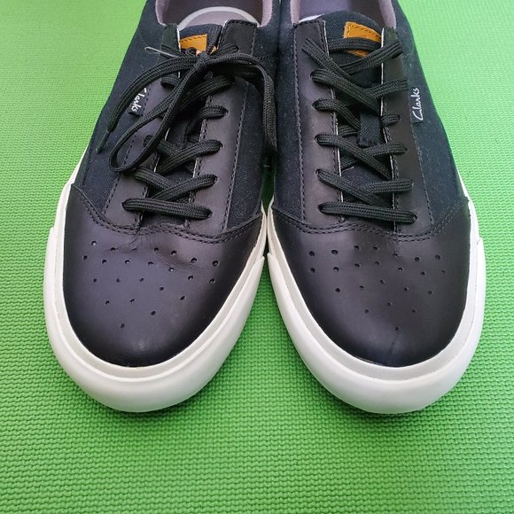 New Clarks Tiko Break Black Leather Canvas Sneakers US Size 8.5 - Picture 9 of 13